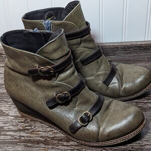 Web Shoemakers Olive Green Leather Three Strap Wedge Ankle Boots Size 39